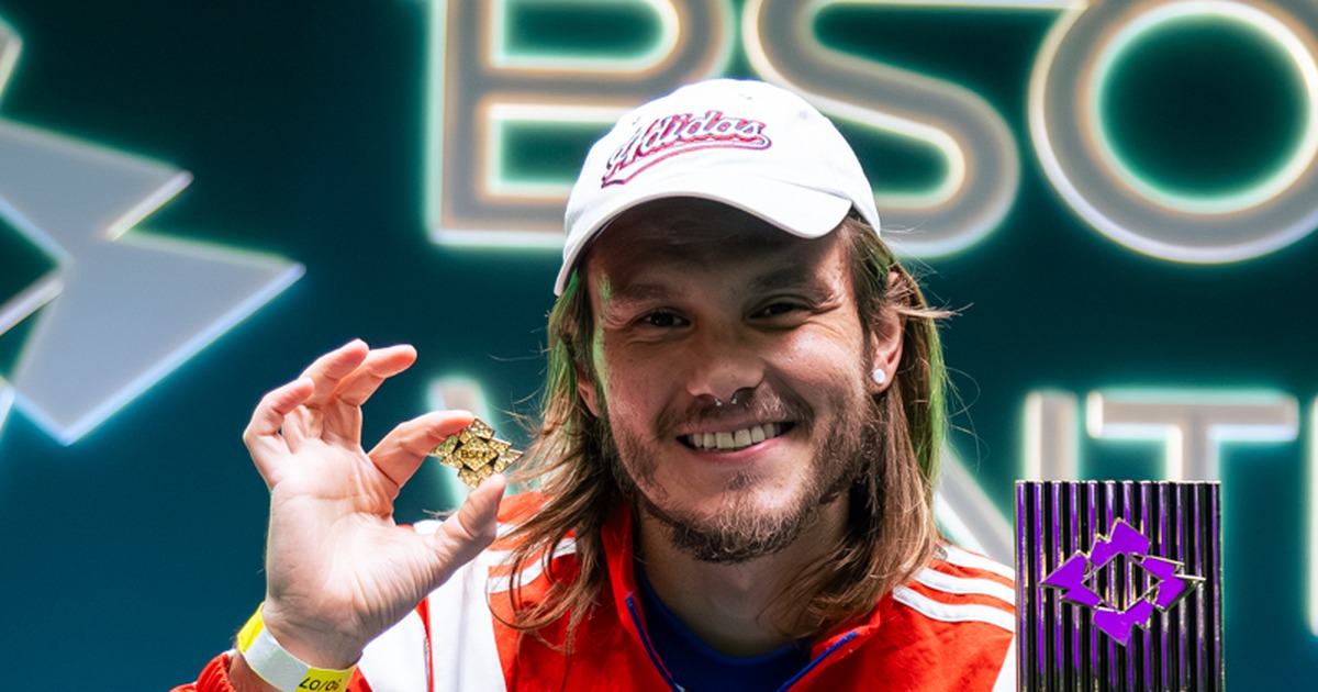 Alisson Piekazewicz vence o Sunday Warm-Up de US$ 2.100 do WCOOP e leva US$ 77.206